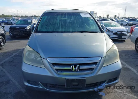 2005 Honda Odyssey Ex-L from USA, damaged, VIN 5FNRL387X5B128434